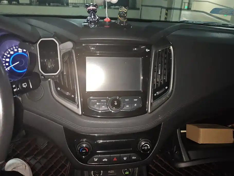 Changan Eado XT — миниатюра 13