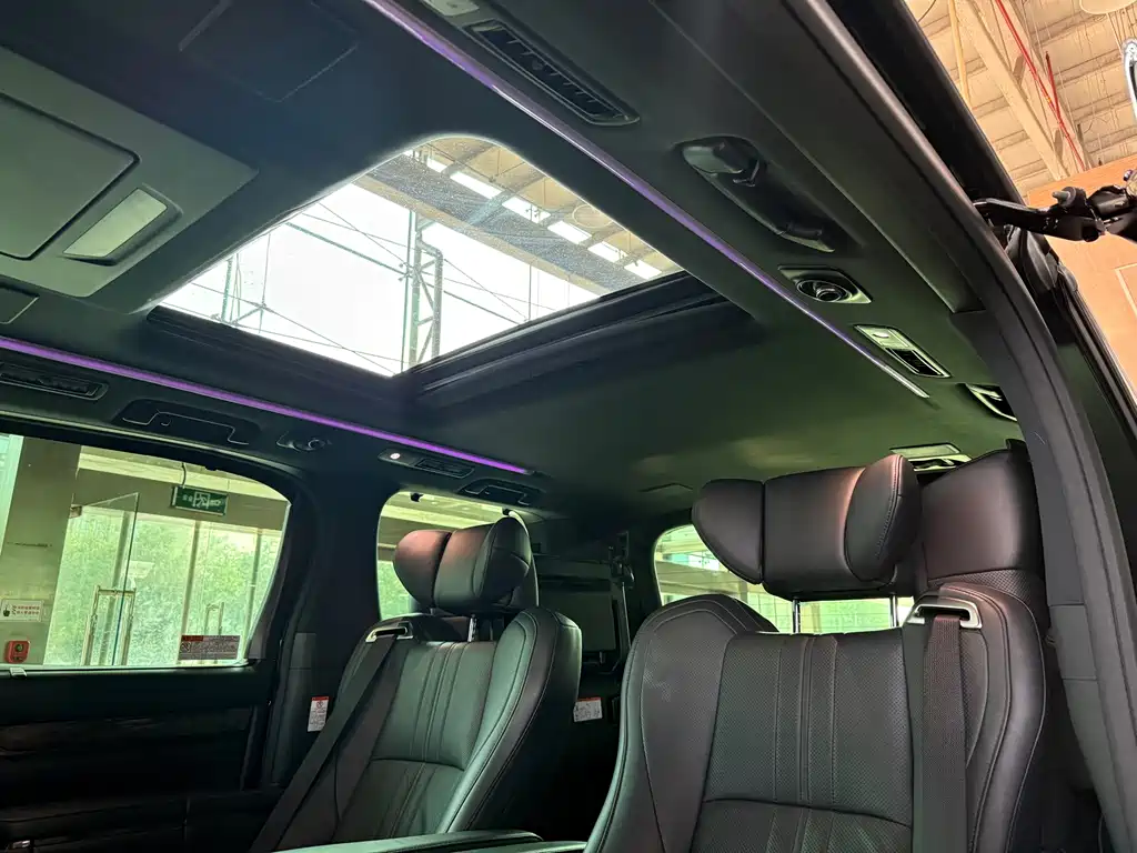 Toyota Vellfire — миниатюра 9