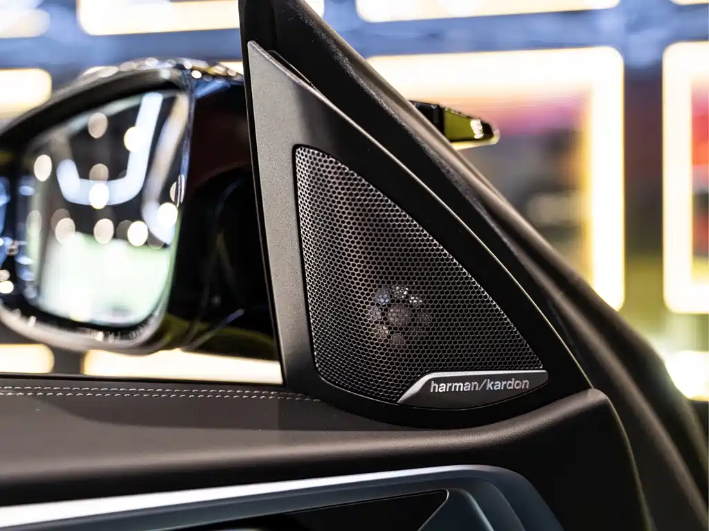 BMW M4 — миниатюра 23
