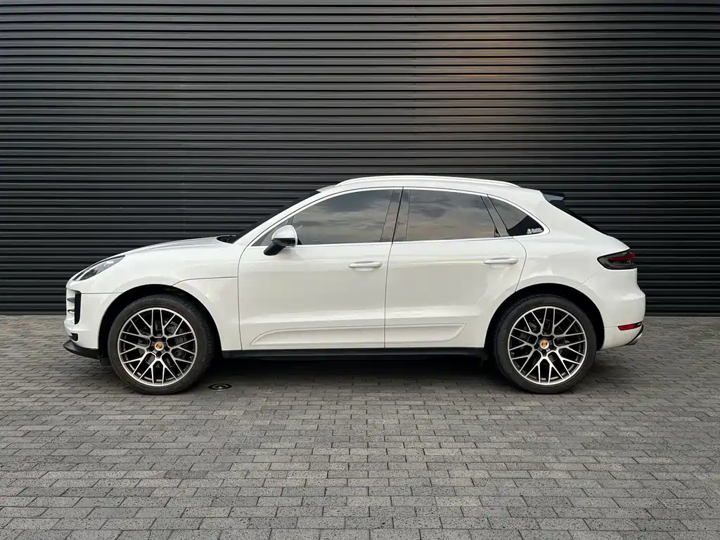 Porsche Macan — миниатюра 4