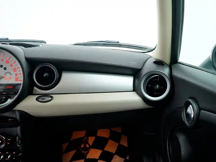 MINI Mini Clubman — миниатюра 20