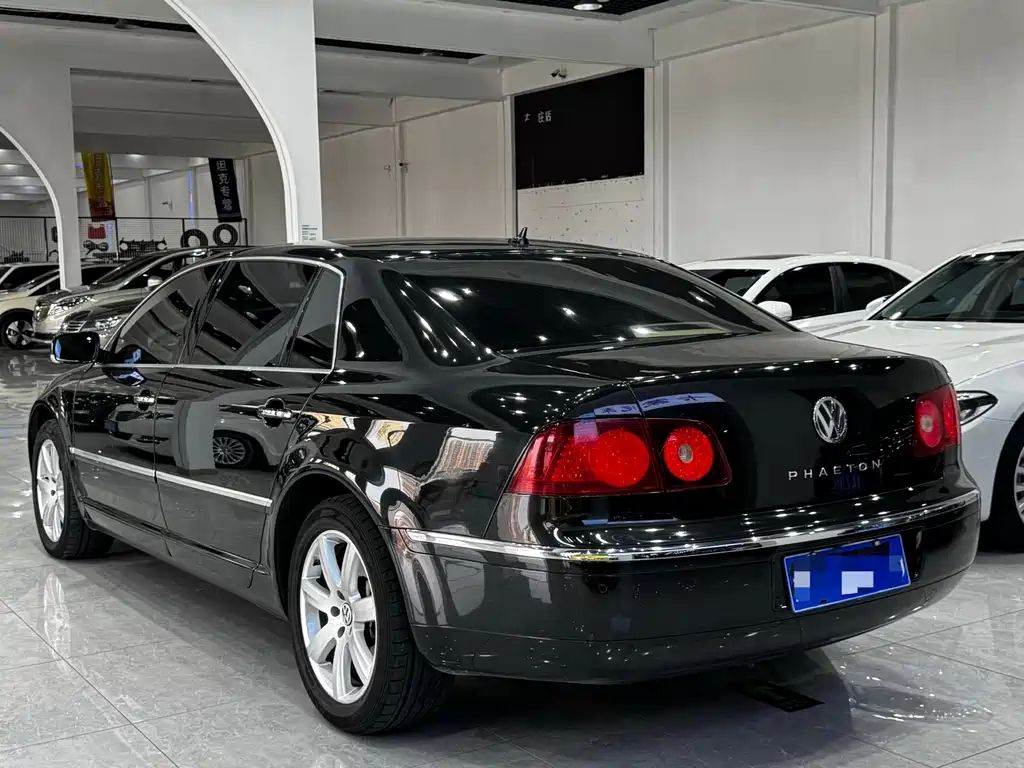 Volkswagen Phaeton — миниатюра 4