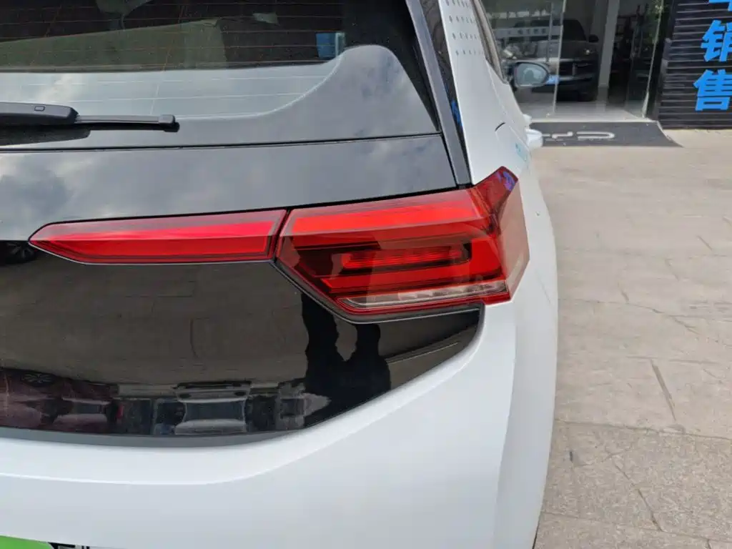 Volkswagen ID.3 — миниатюра 8