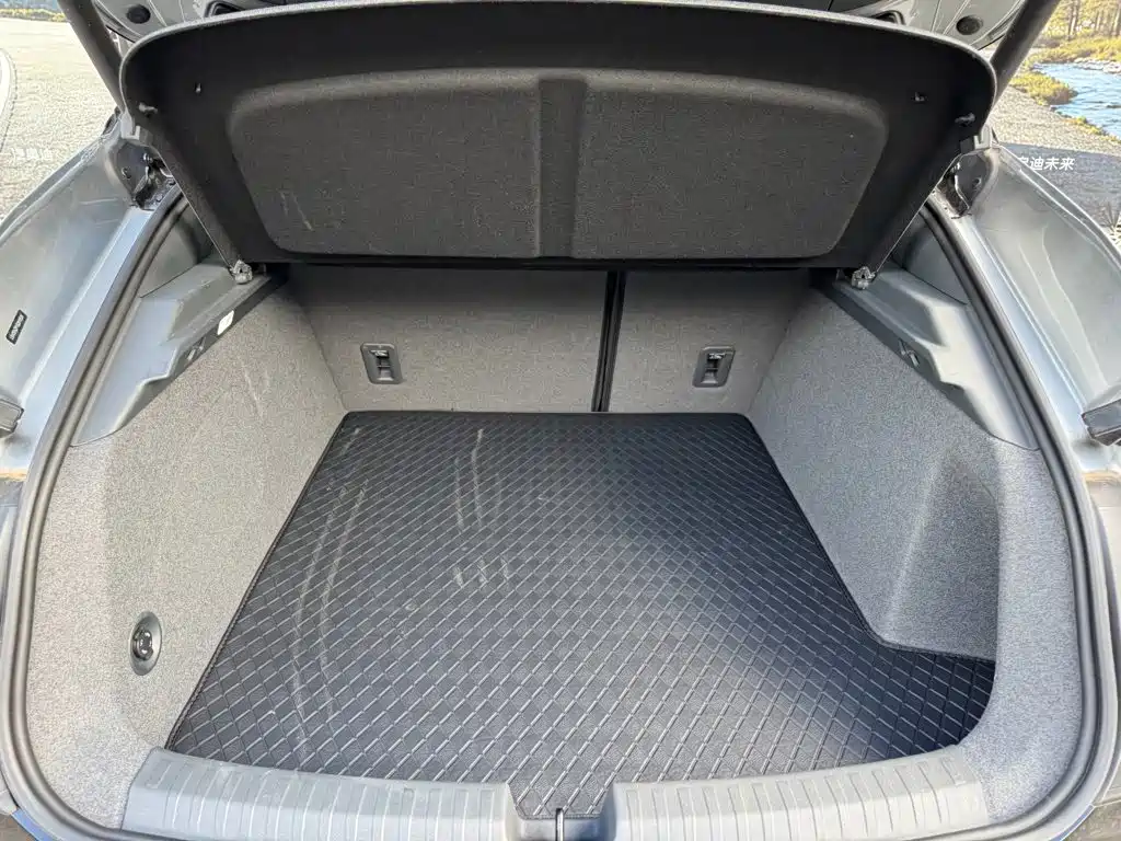 Audi E5 Sportback — миниатюра 28