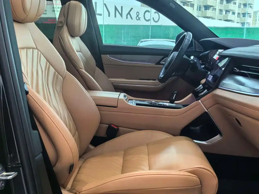 Lynk & Co 09 — миниатюра 6