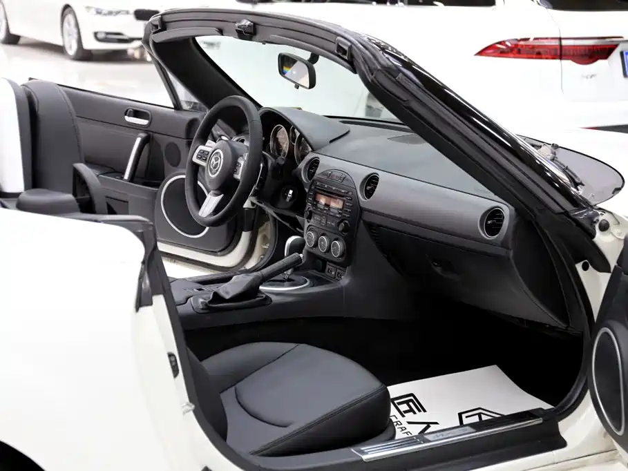 Mazda MX-5 — миниатюра 18