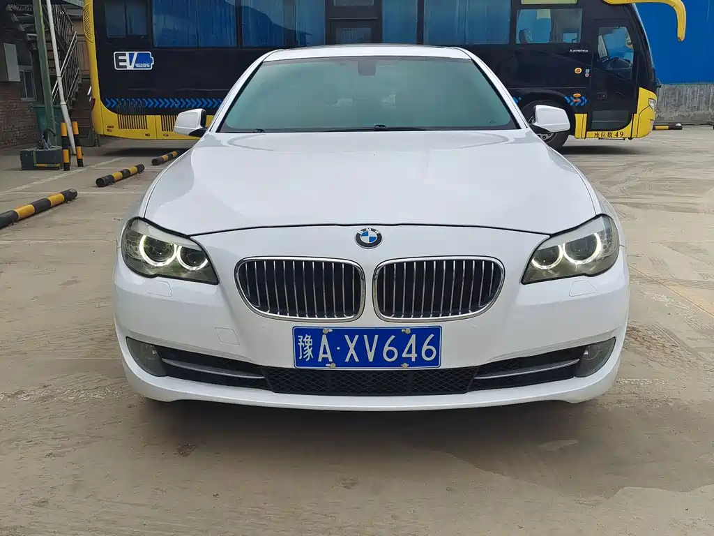 BMW 5 Series 2013 520Li Classic Type