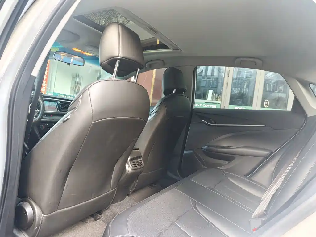 Buick Excelle — миниатюра 14