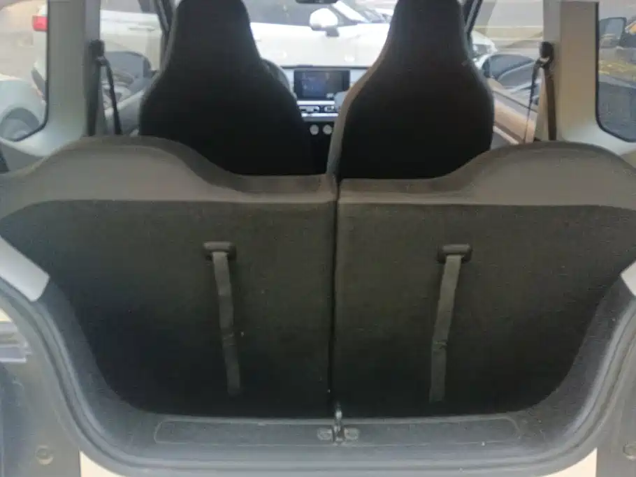 Wuling MINIEV — миниатюра 4