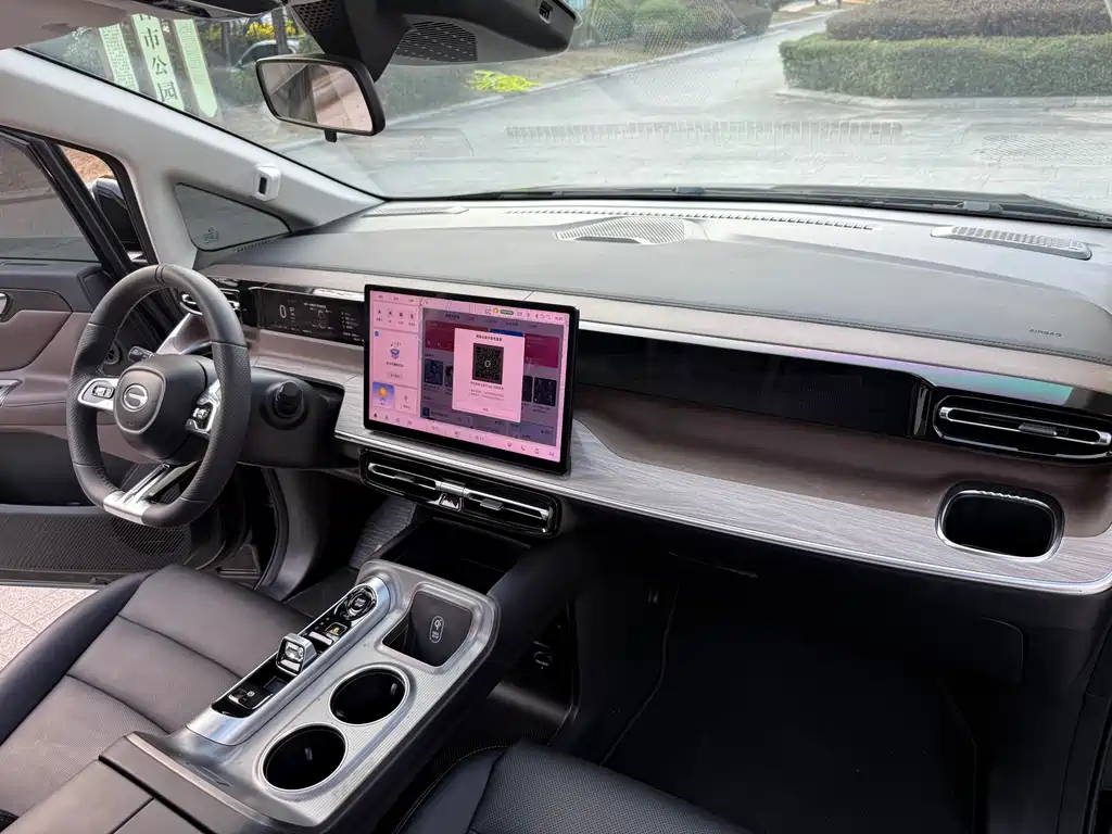 GAC TRUMPCHI E8 NEW ENERGY