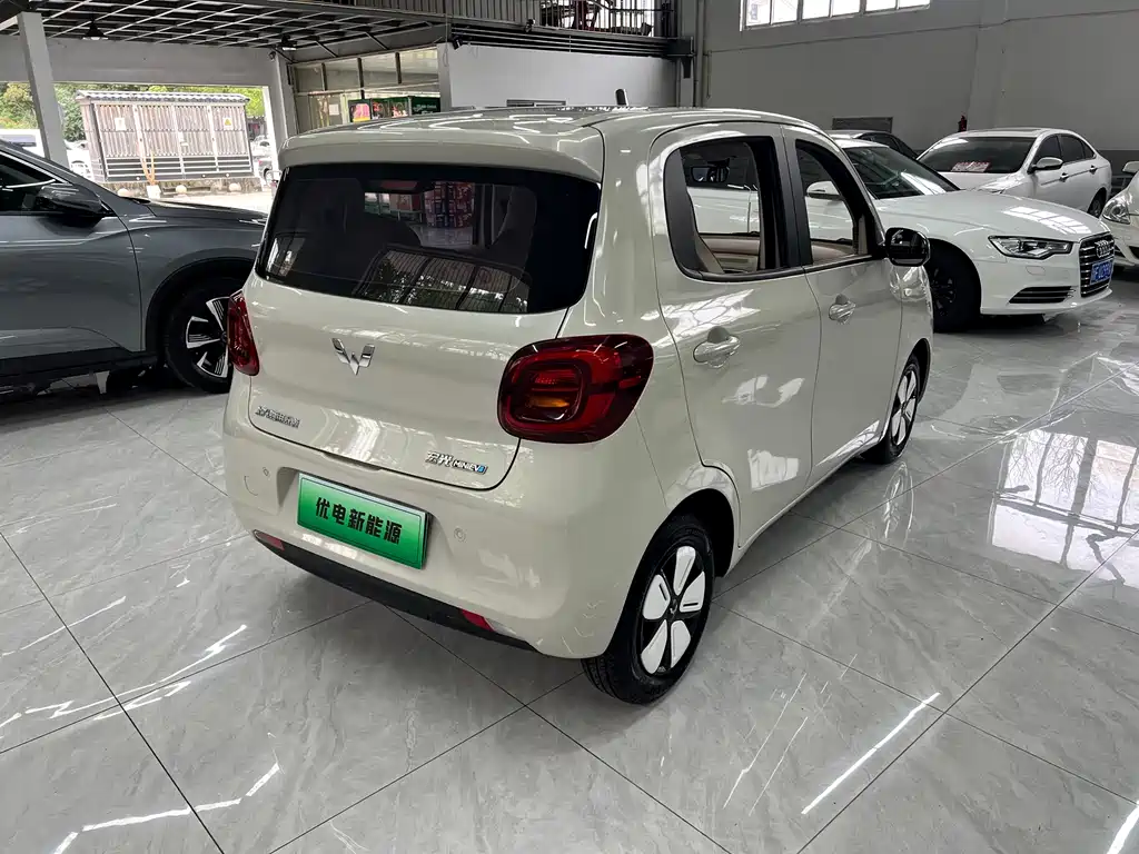 Wuling MINIEV — миниатюра 5
