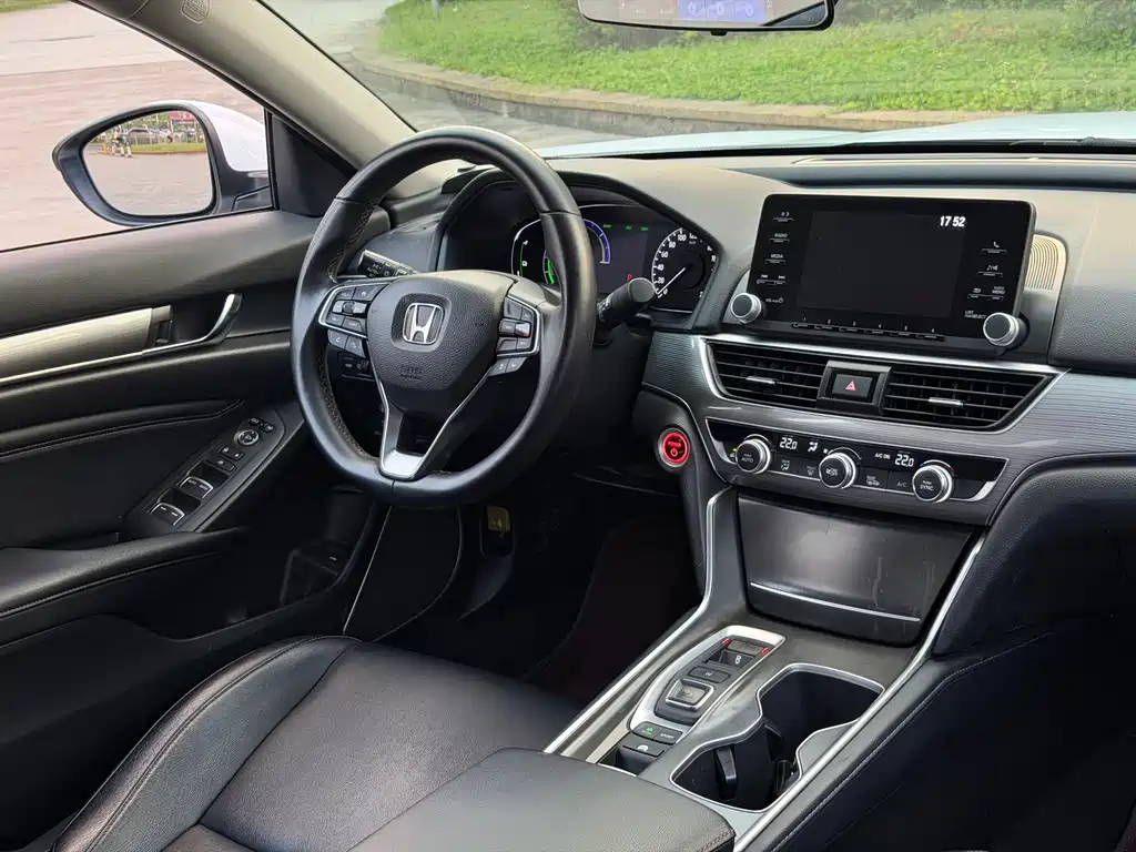 Honda Accord — миниатюра 9