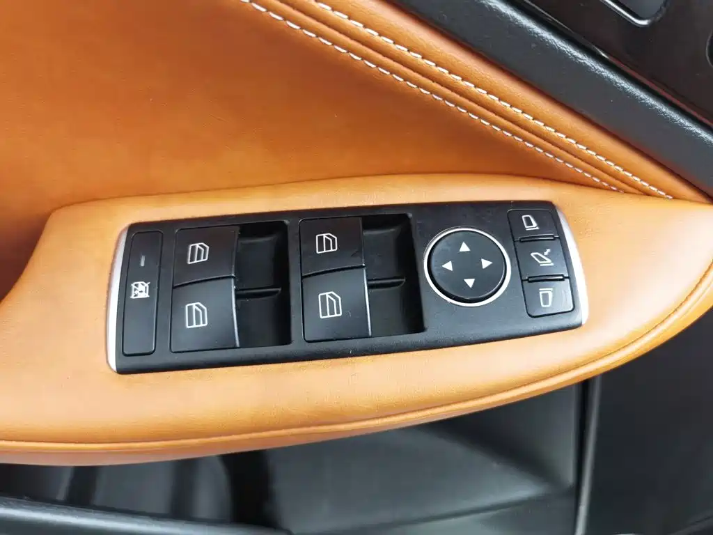 Infiniti QX30 — миниатюра 9
