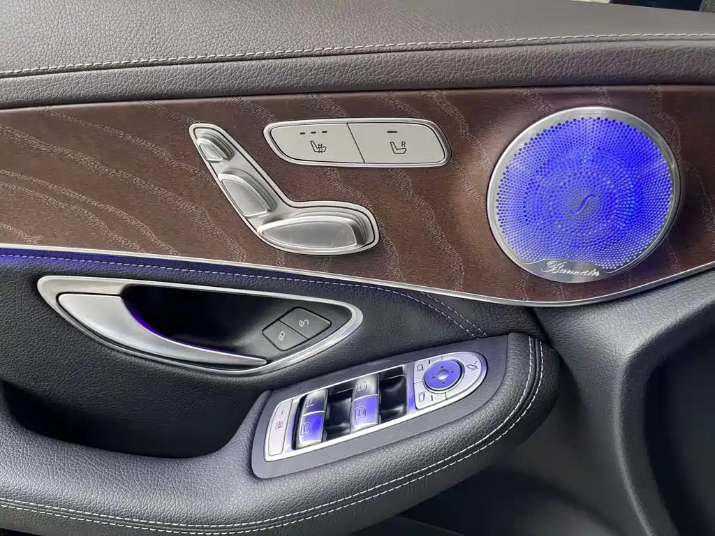 Mercedes-Benz GLC — миниатюра 5