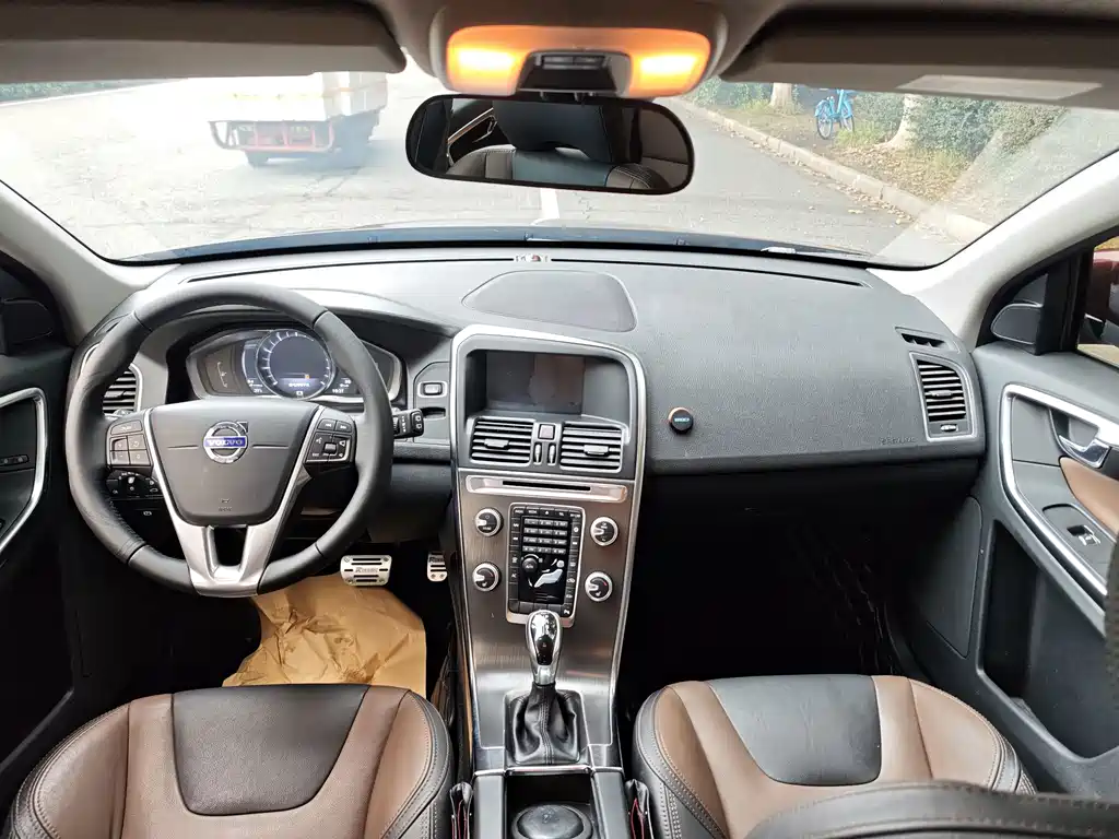 Volvo XC60 — миниатюра 14