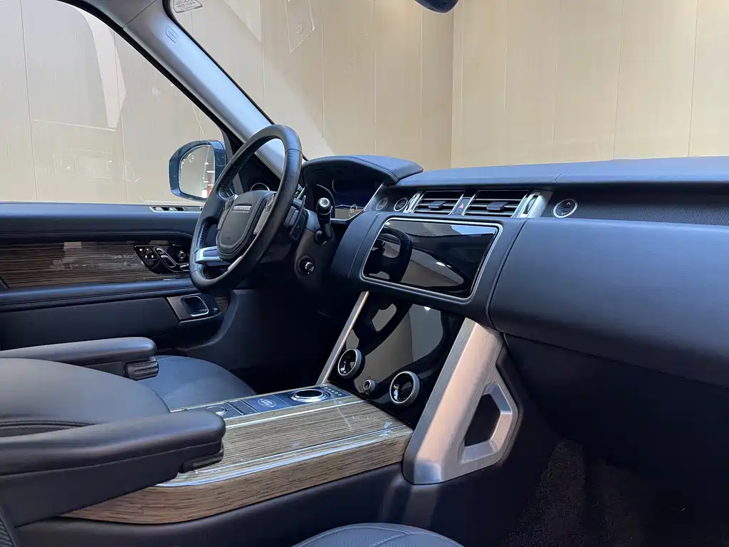 Land Rover Range Rover — миниатюра 12