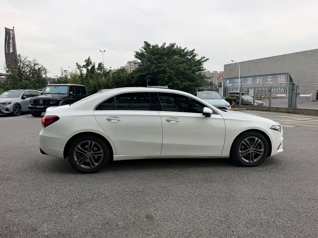 Mercedes-Benz A-Class — миниатюра 9