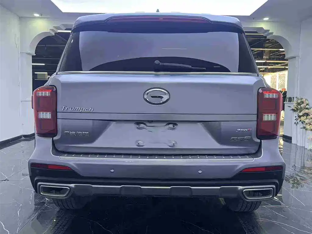 GAC TRUMPCHI GS8