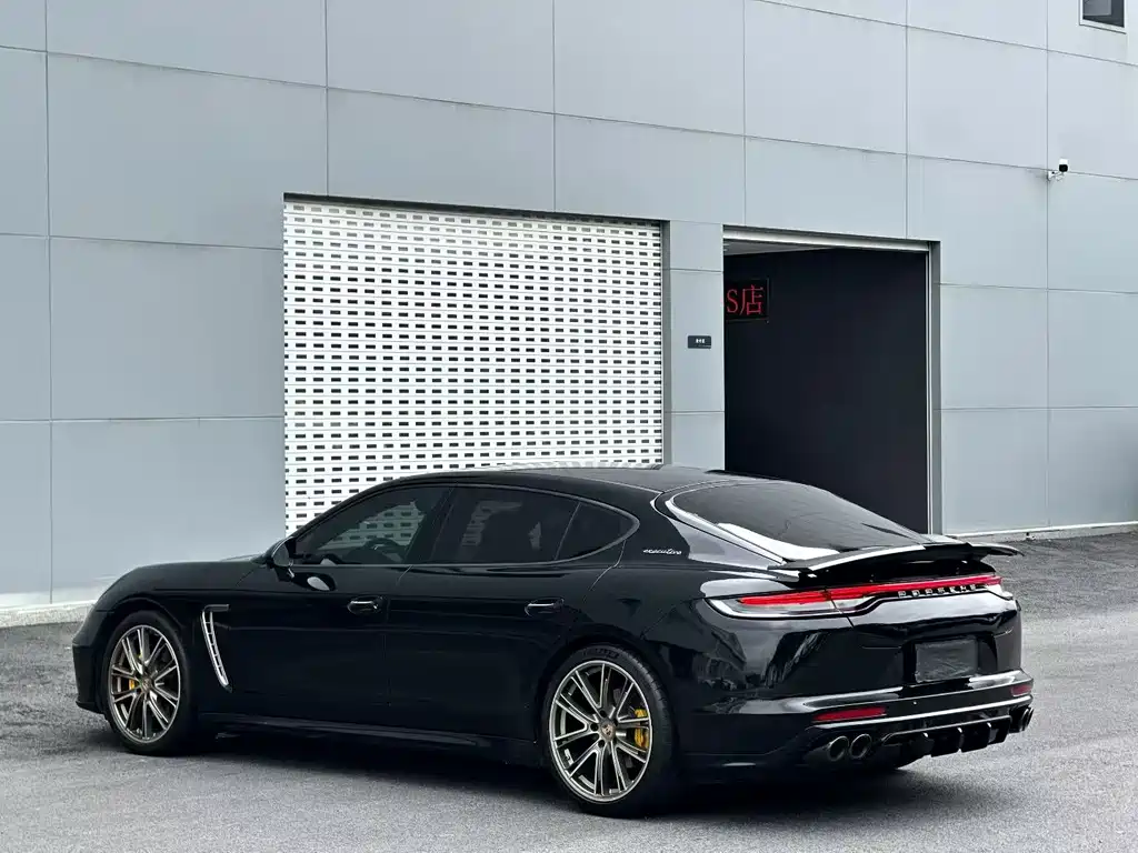 Porsche Panamera — миниатюра 8