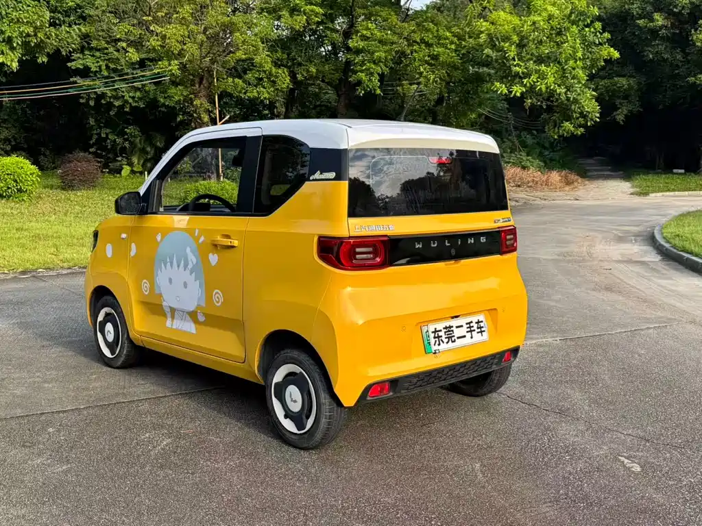 Wuling MINIEV — миниатюра 10
