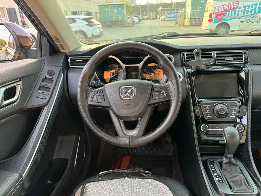 JIANGLING YUSHENG S330