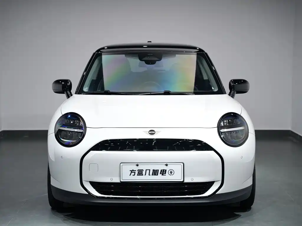 MINI MINI COOPER EV — миниатюра 5