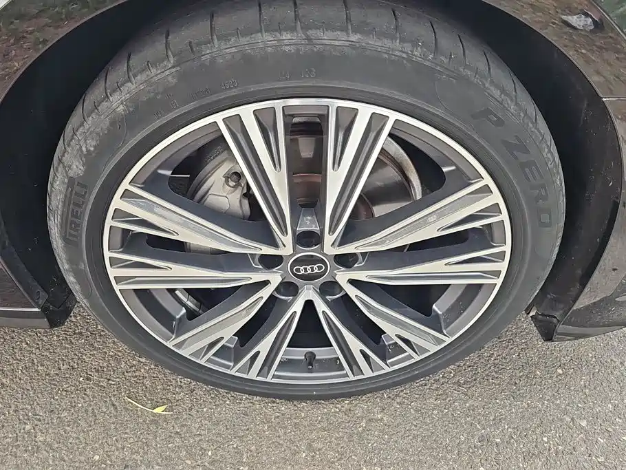 Audi A6L — миниатюра 6