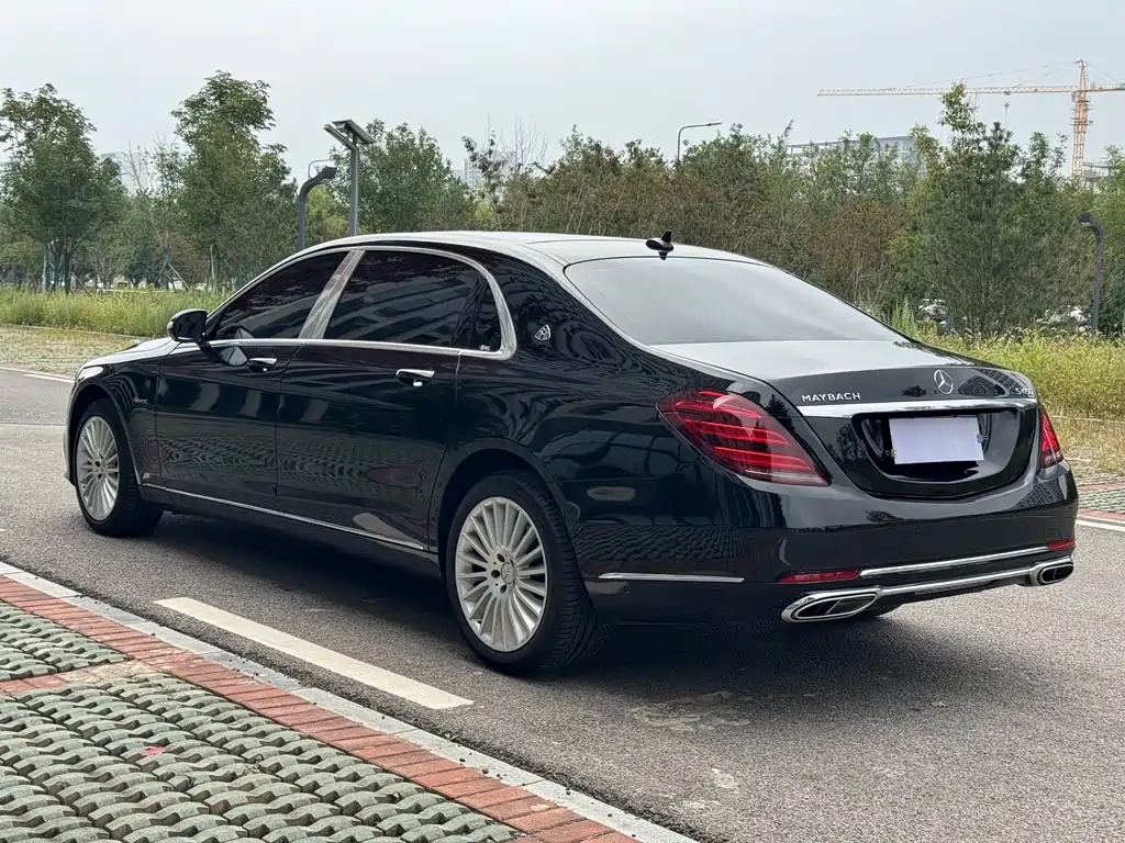 Mercedes-Benz S-Class — миниатюра 22