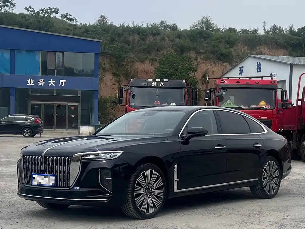 Hongqi H9 2025 2.0T Luxury 5 мест