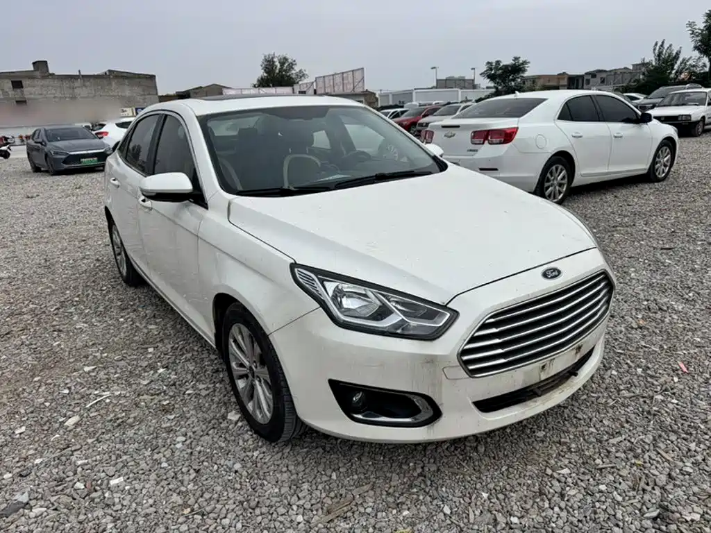 Ford Escort — миниатюра 25