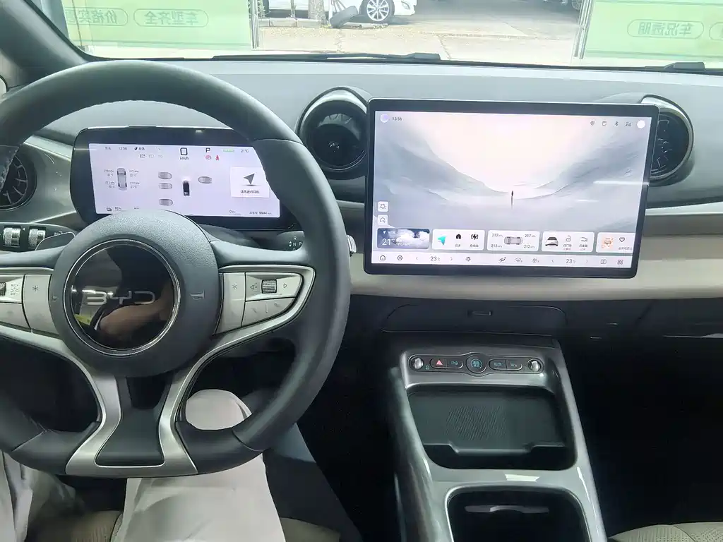 BYD Dolphin — миниатюра 8