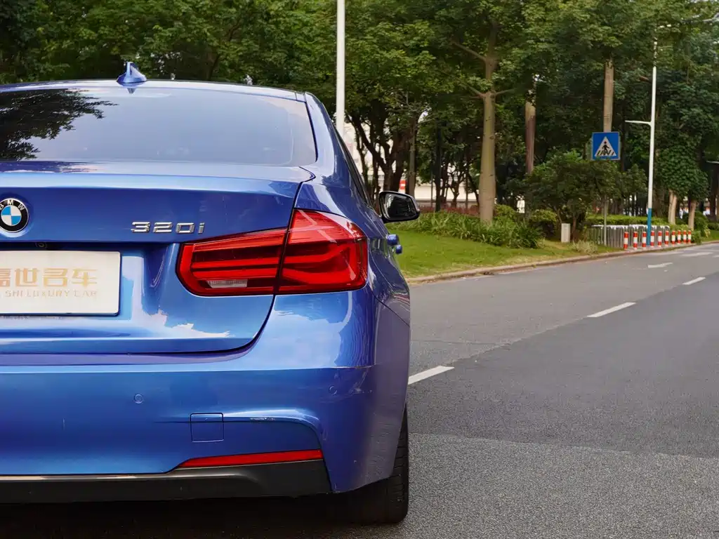 BMW 3 Series — миниатюра 30