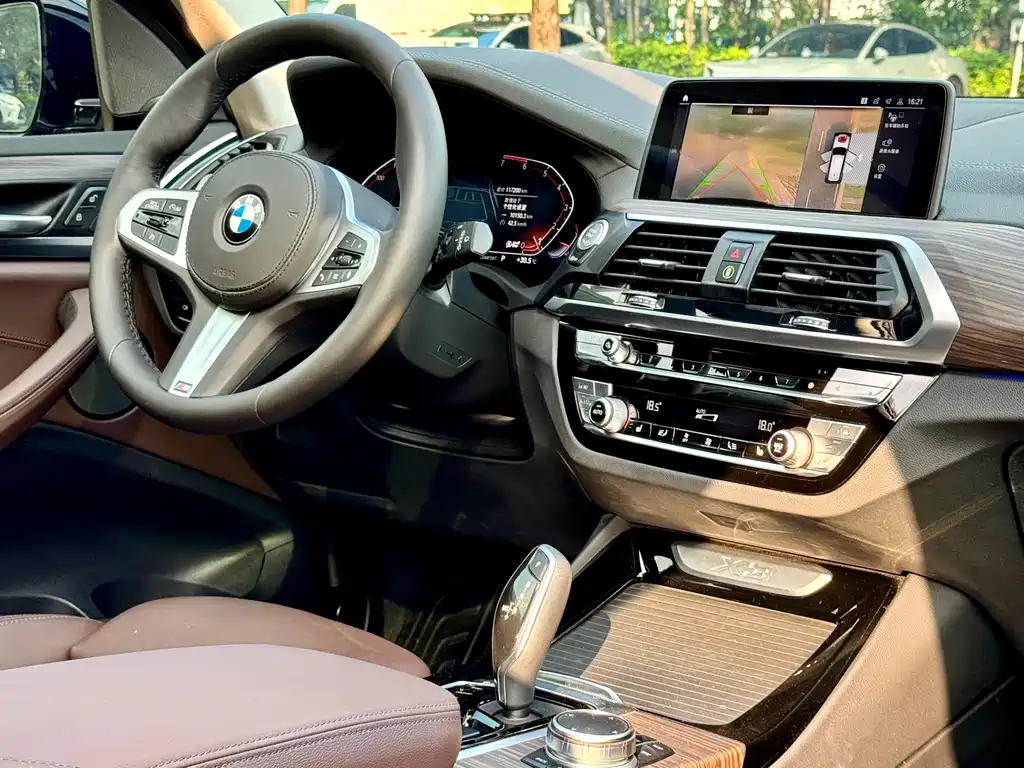 BMW X3 — миниатюра 11