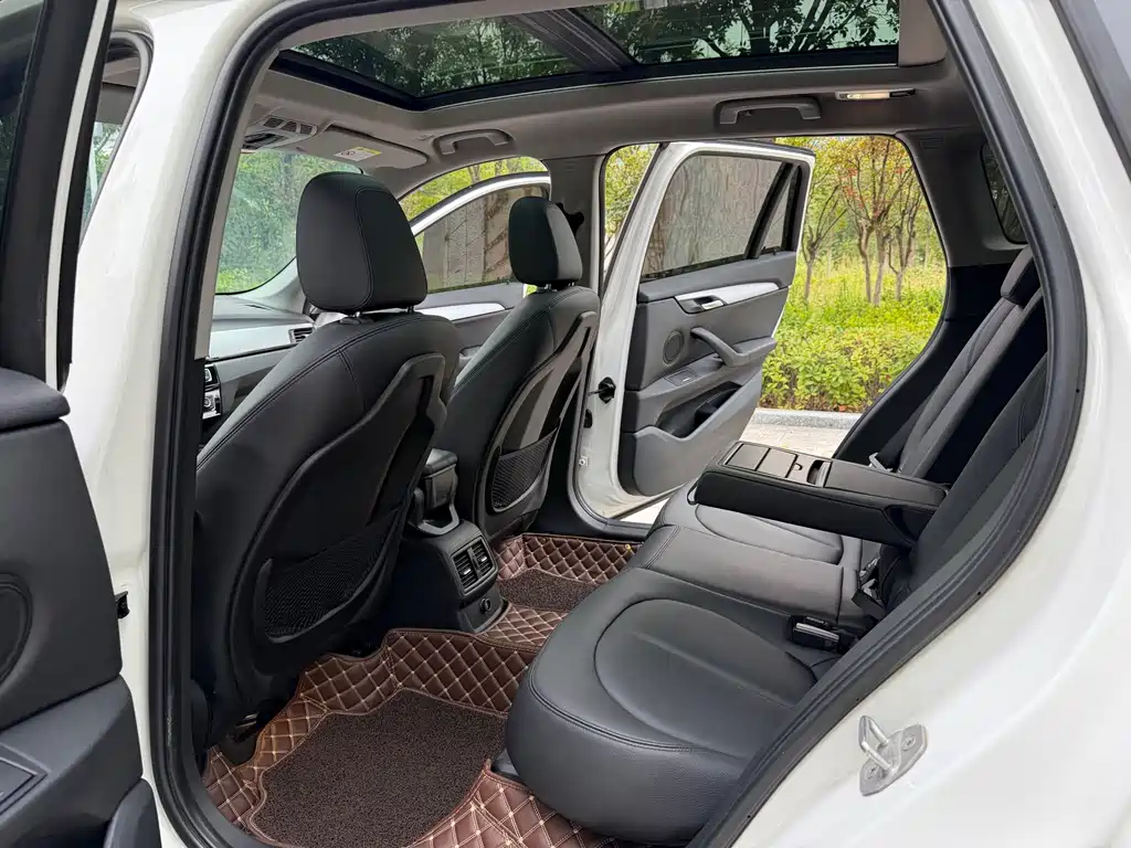 BMW X1 — миниатюра 8