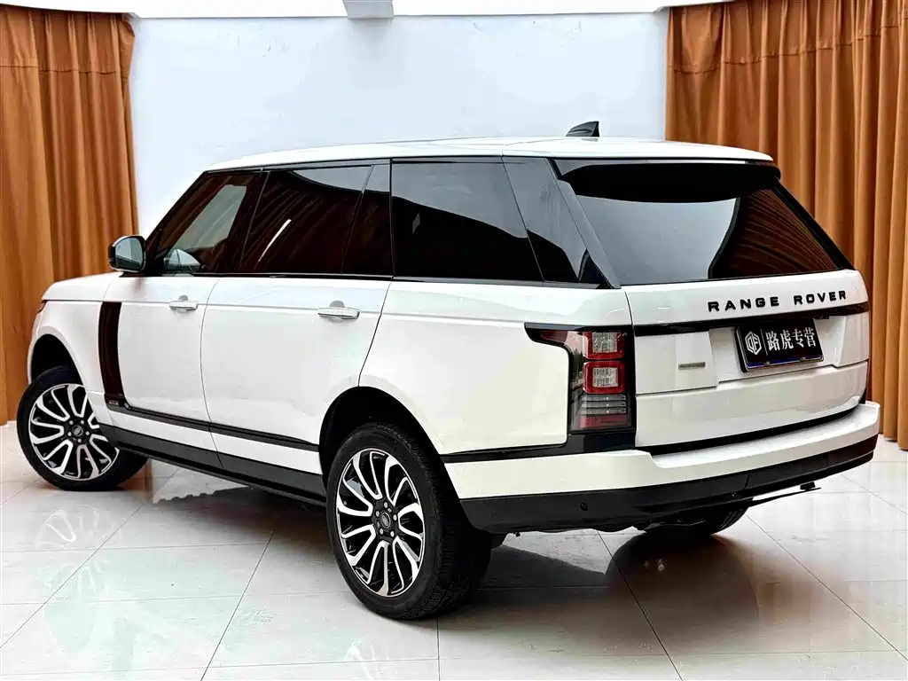Land Rover Range Rover — миниатюра 6