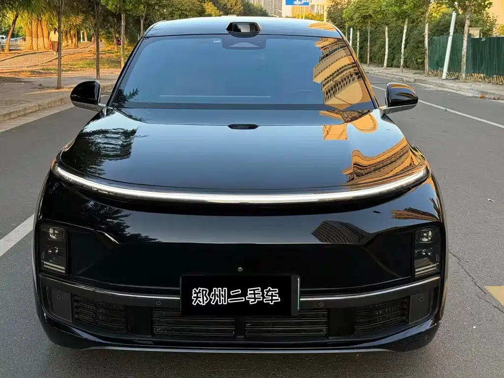 Li Auto Li L8 — миниатюра 2