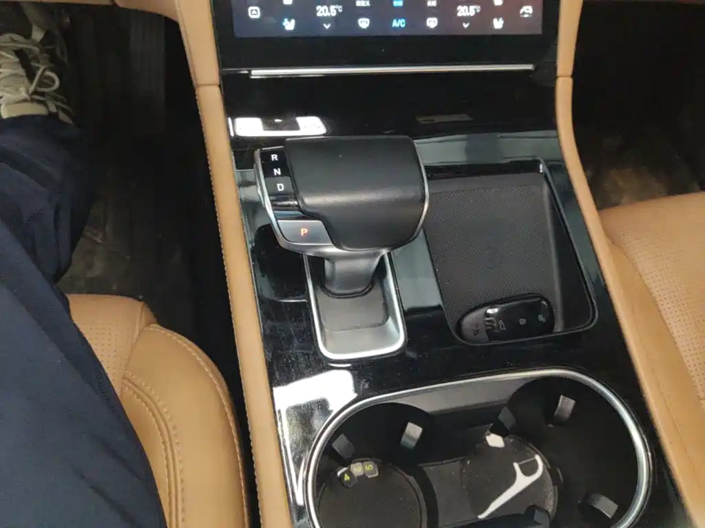 Li Auto Li ONE — миниатюра 10