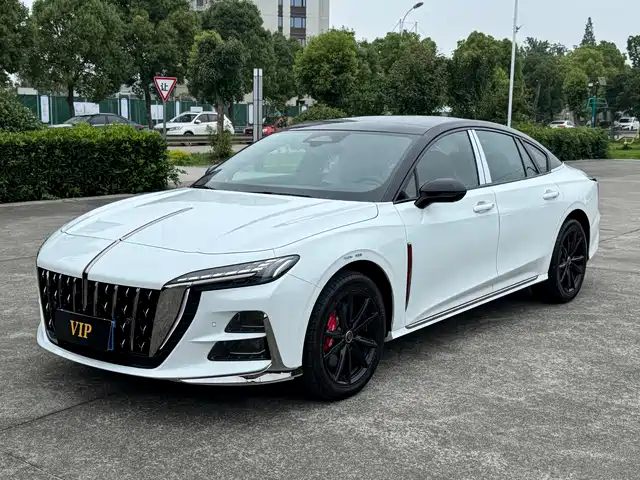 2024 Hongqi H6