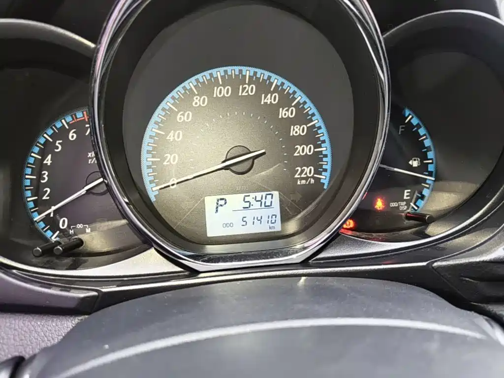 Toyota Yaris L — миниатюра 12
