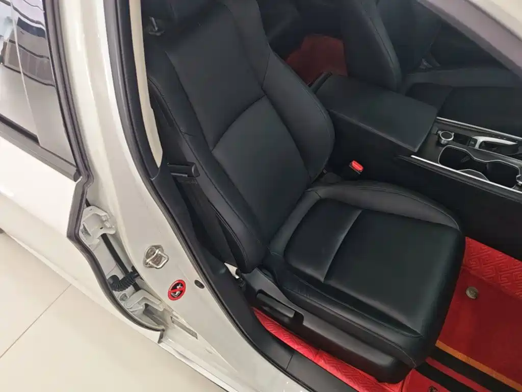 Honda Accord — миниатюра 25