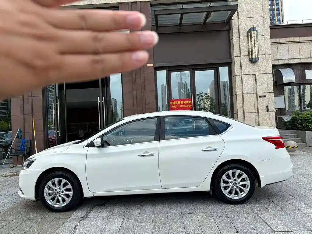 Nissan Sylphy — миниатюра 6