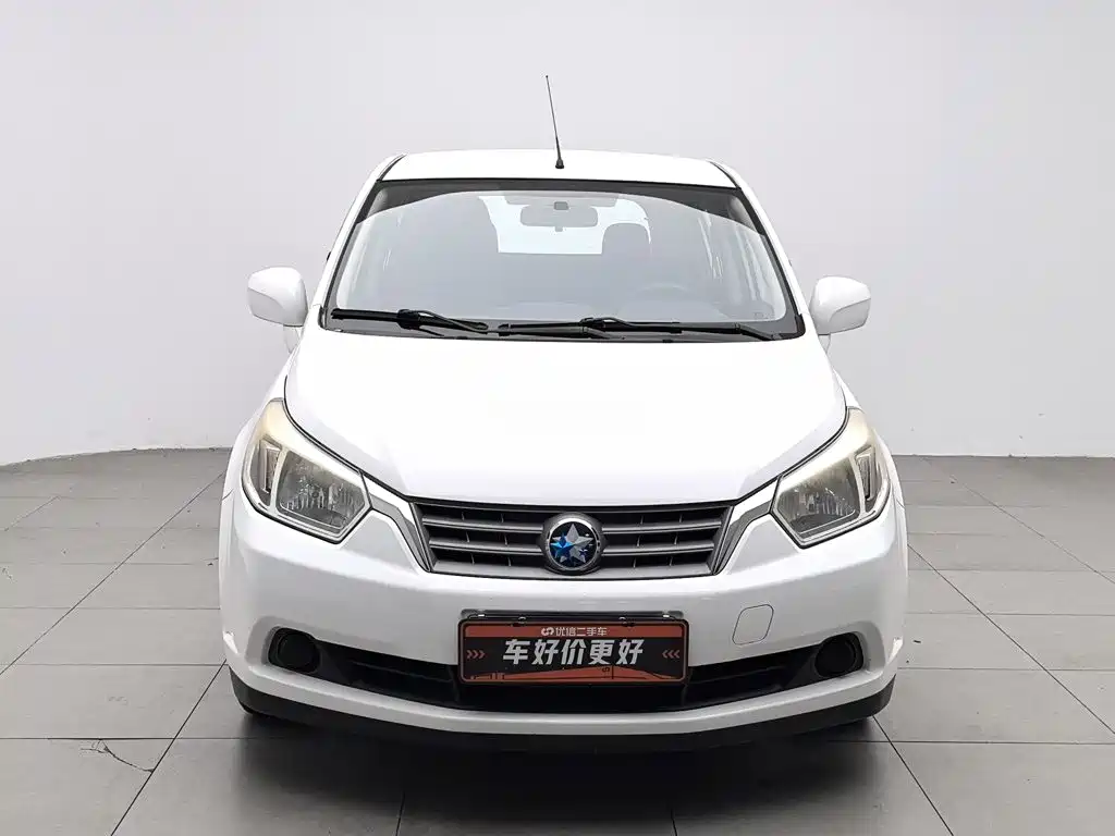 Venucia R50 — миниатюра 3