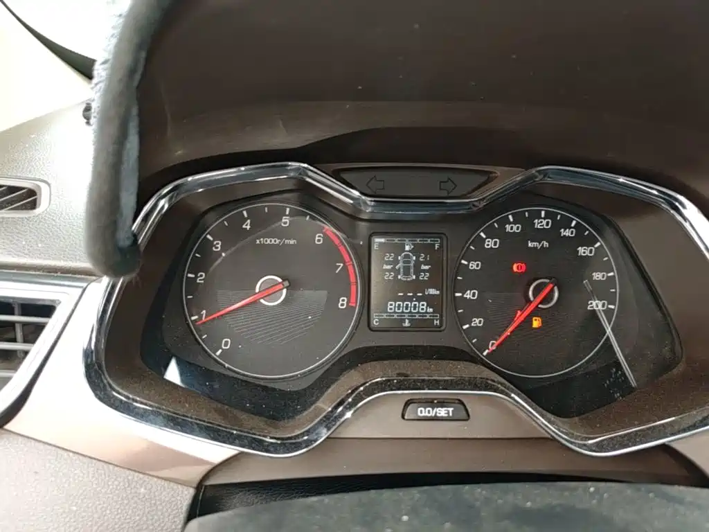 Baojun 310W — миниатюра 12