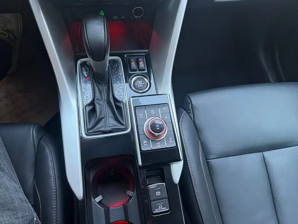 Mitsubishi Eclipse Cross — миниатюра 16