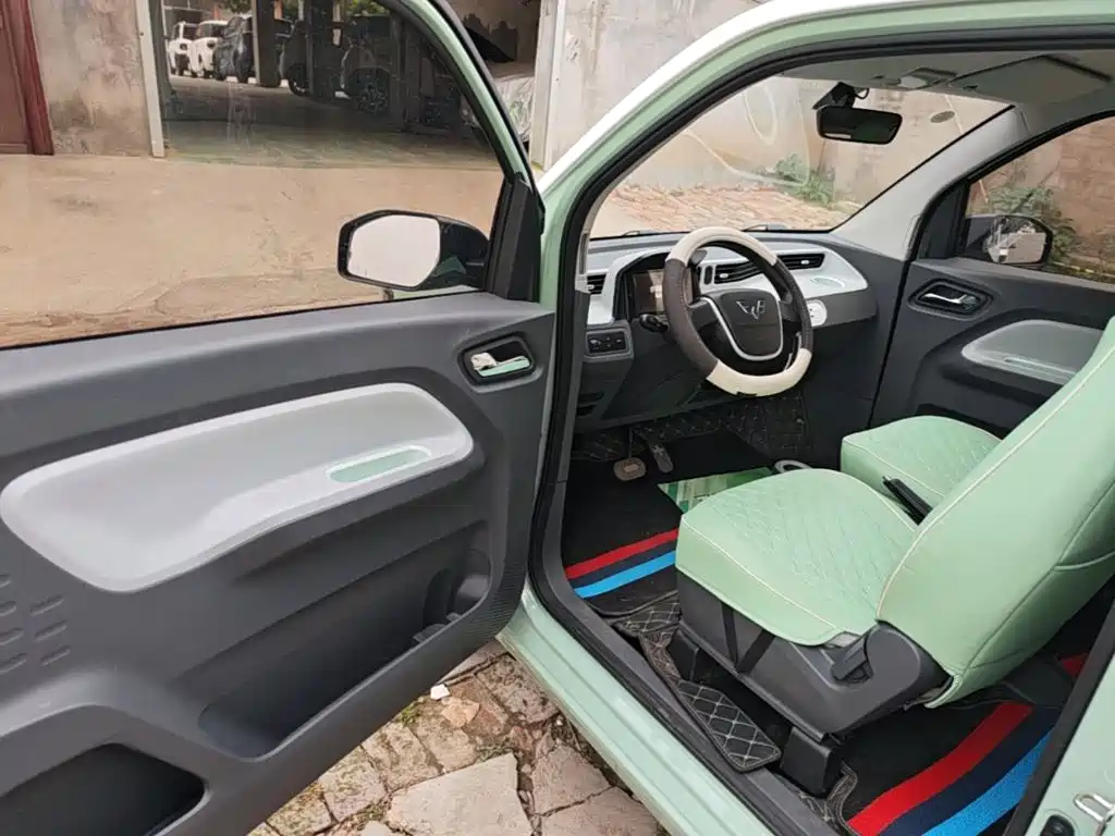 Wuling MINIEV — миниатюра 16