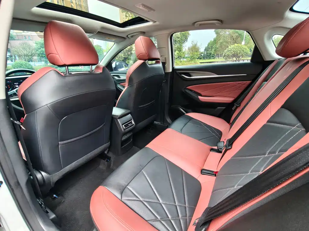 Changan Eado — миниатюра 10