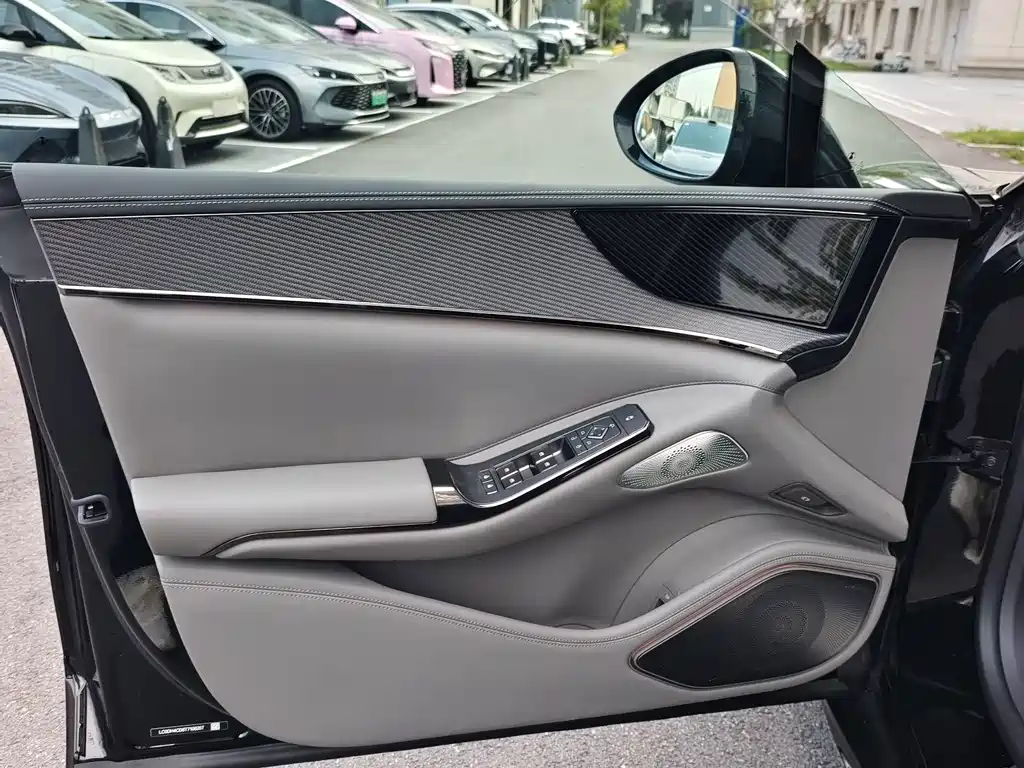 Denza Denza Z9GT — миниатюра 16