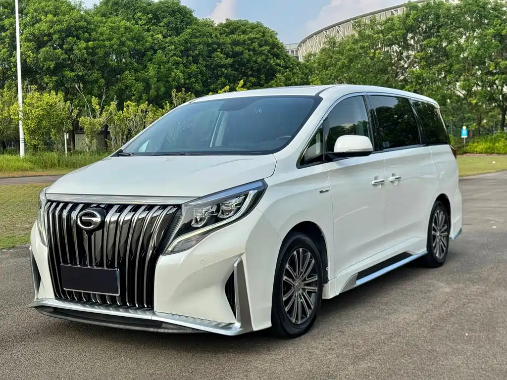 GAC Motor Trumpchi M8