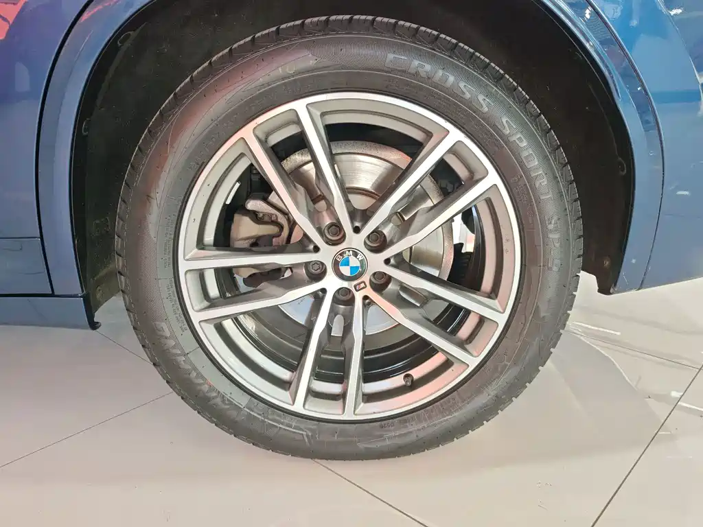 BMW X3 — миниатюра 15