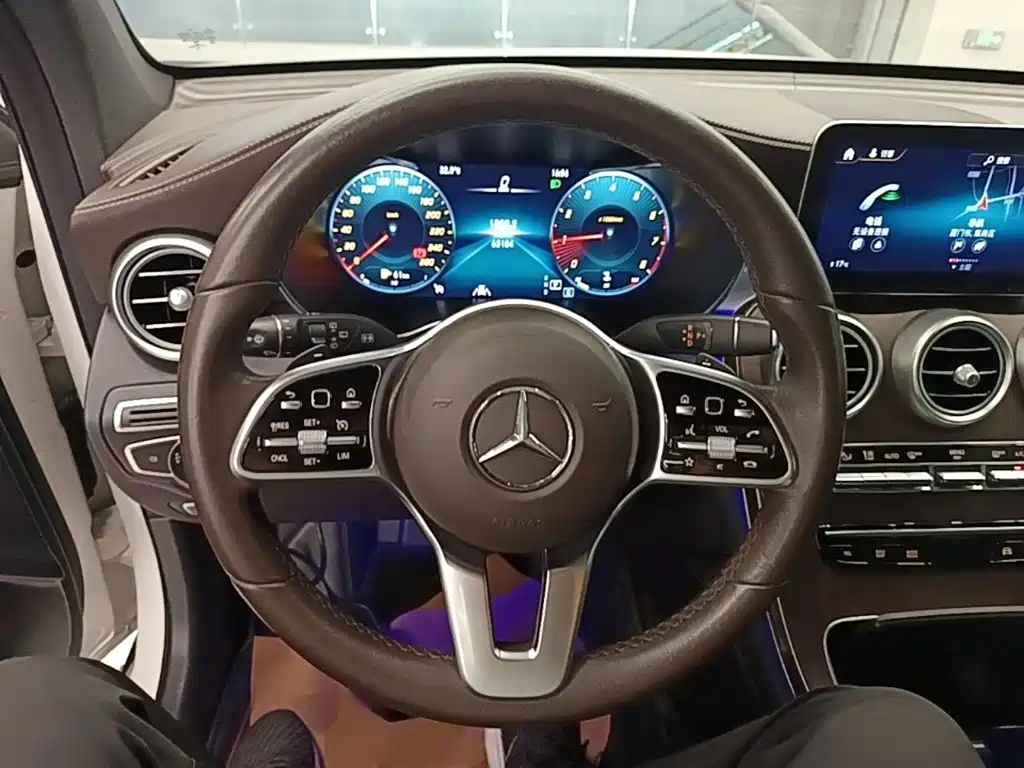Mercedes-Benz GLC — миниатюра 11